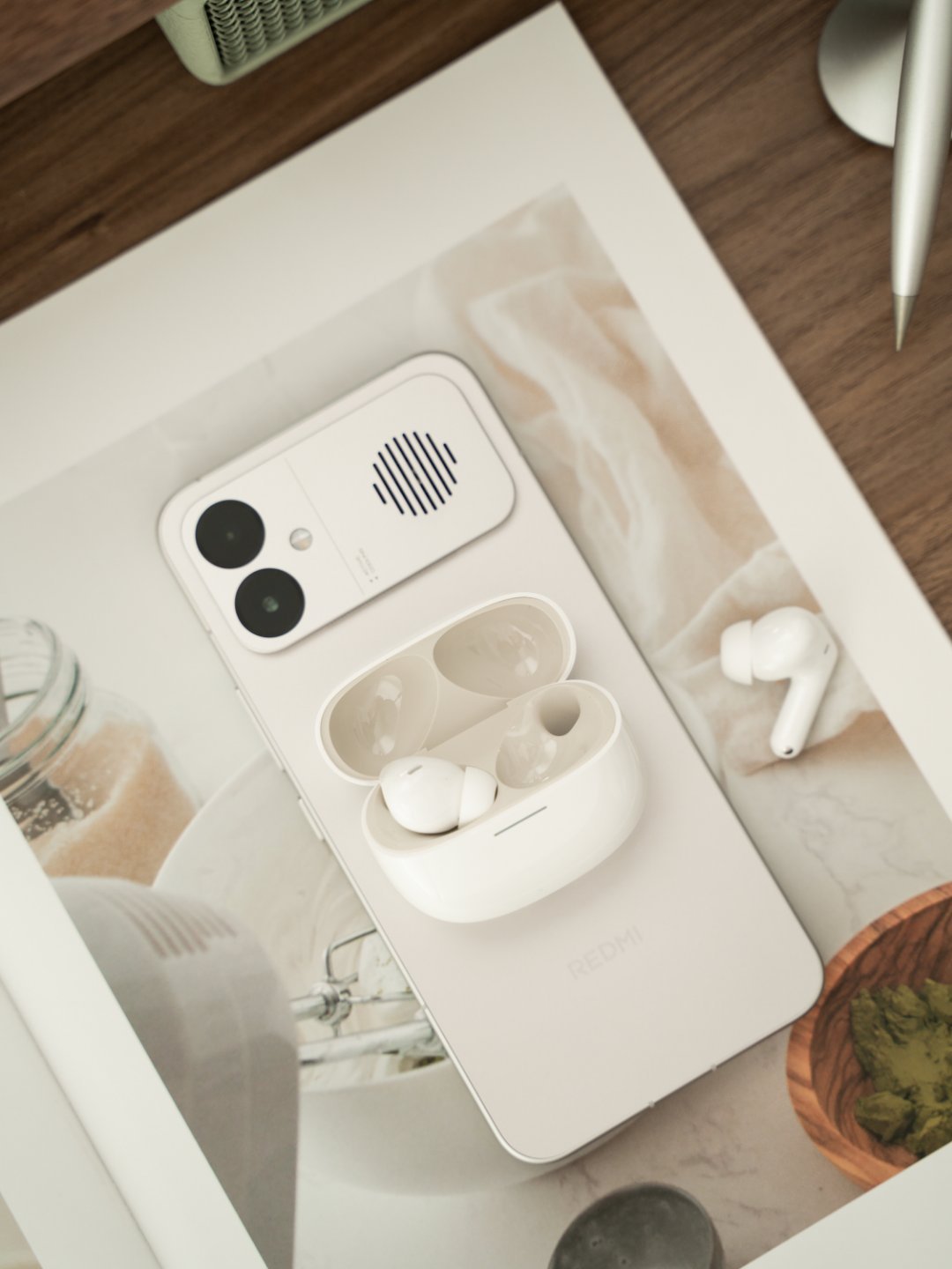 REDMI Buds 8图享：澎湃，静享。之前分享过REDMI Buds 8 P