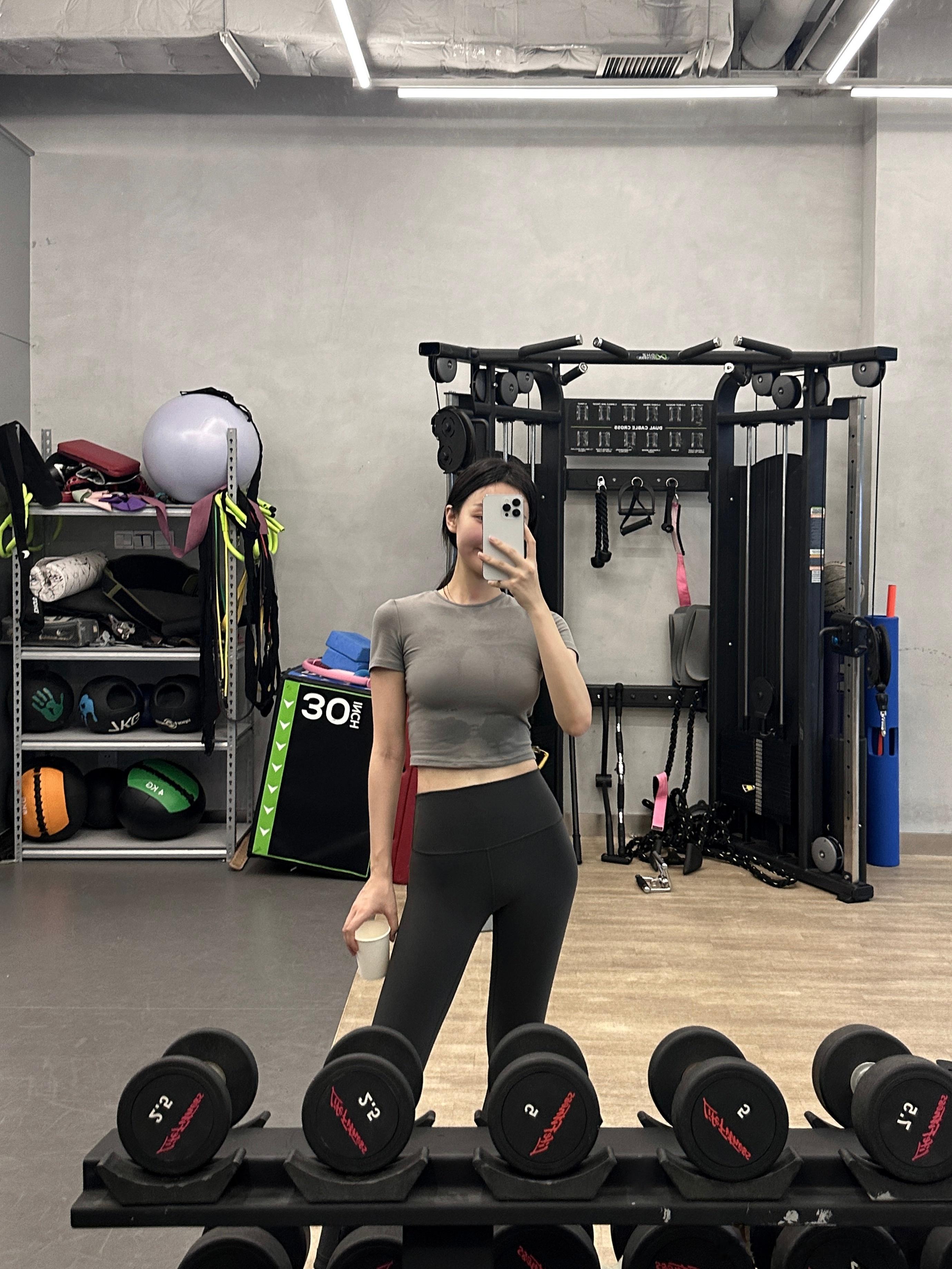 外行撸铁人也有小茧子啦 ​​​