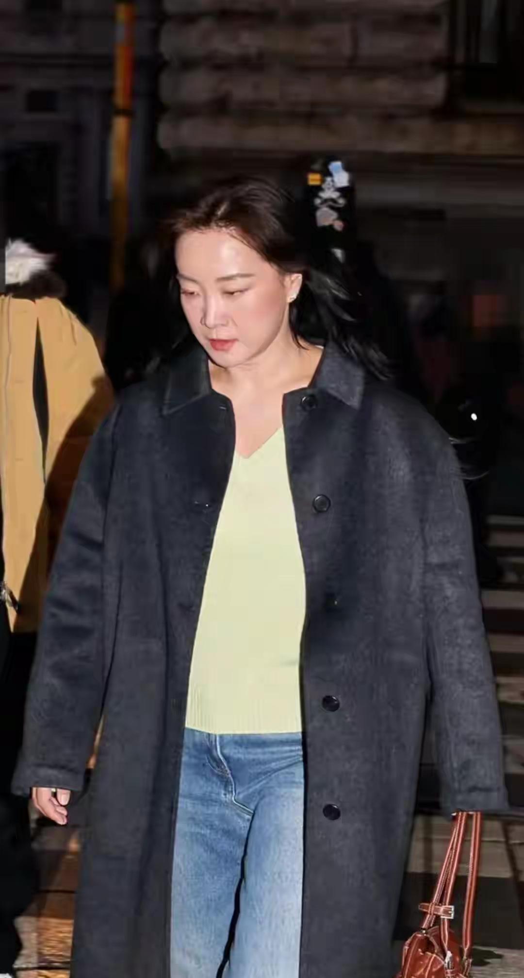 春节档的热闹刚起，贾玲的新动向又炸了锅！雷佳音说她“完全像变了个人”真没掺假，退