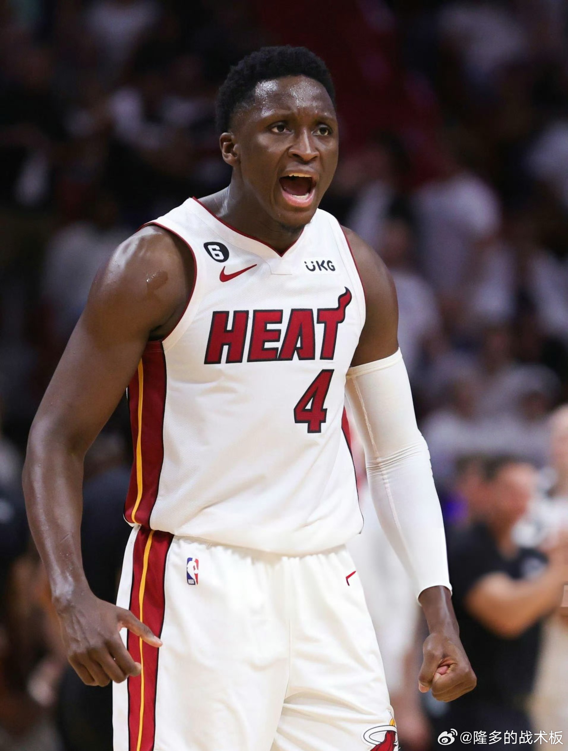 奥拉迪波、贾斯汀-霍勒迪等6名外援将代表广州龙狮出战NBA季前赛！🔥广州龙狮将