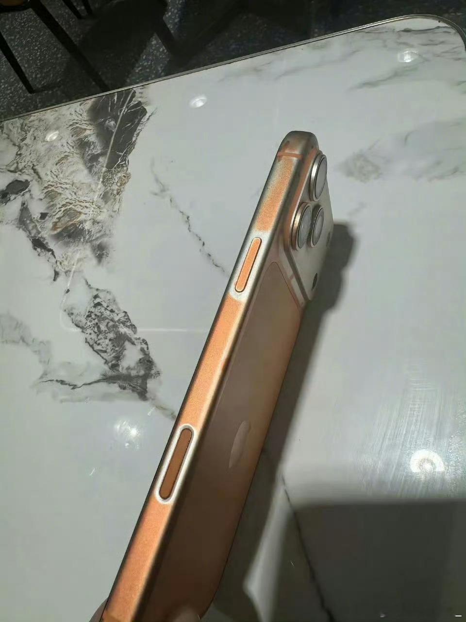 原来所有颜色的尽头是银色可以再多擦一下，然后跟别人说自己买的银色