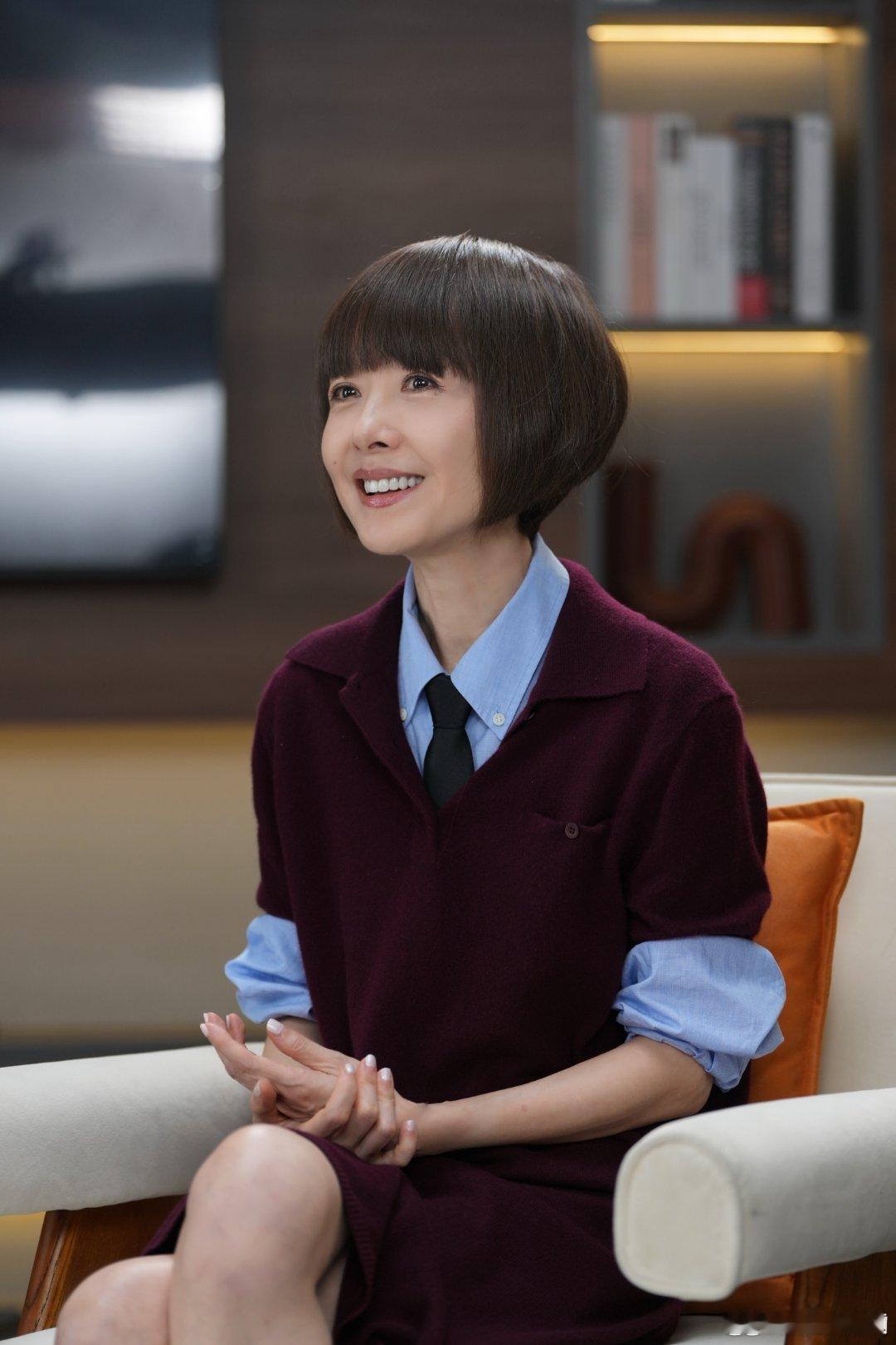 鲁豫决定问男性嘉宾的固定问题鲁豫说略微有不配得感是好的 《2025惊艳面孔》鲁豫