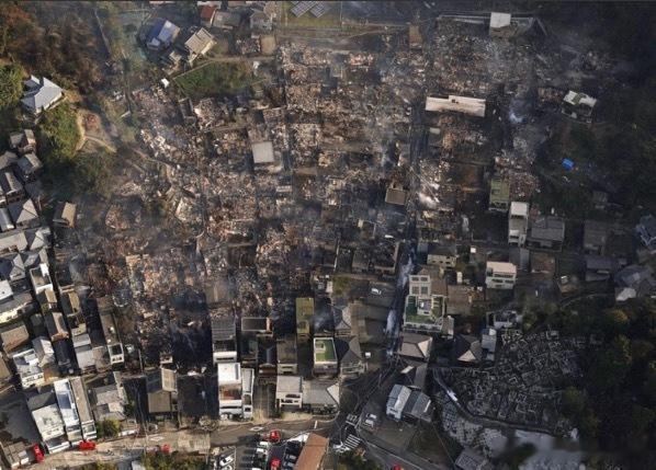 日本大分市这场大火太令人揪心！170多栋建筑化为焦土，4.9万平方米家园成废墟，