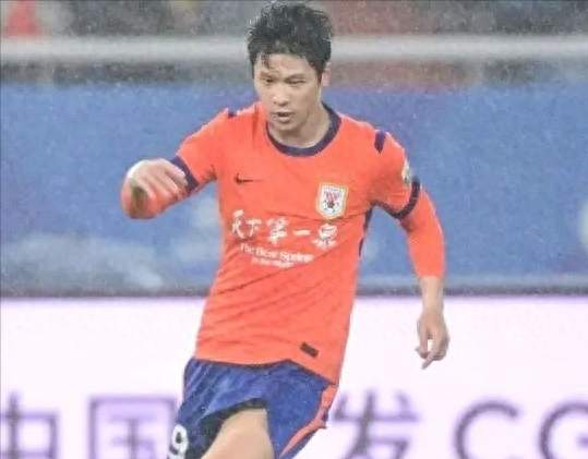 5-0大胜却验出一大庸才！关键时刻3次掉链子，邵佳一还能再用他吗