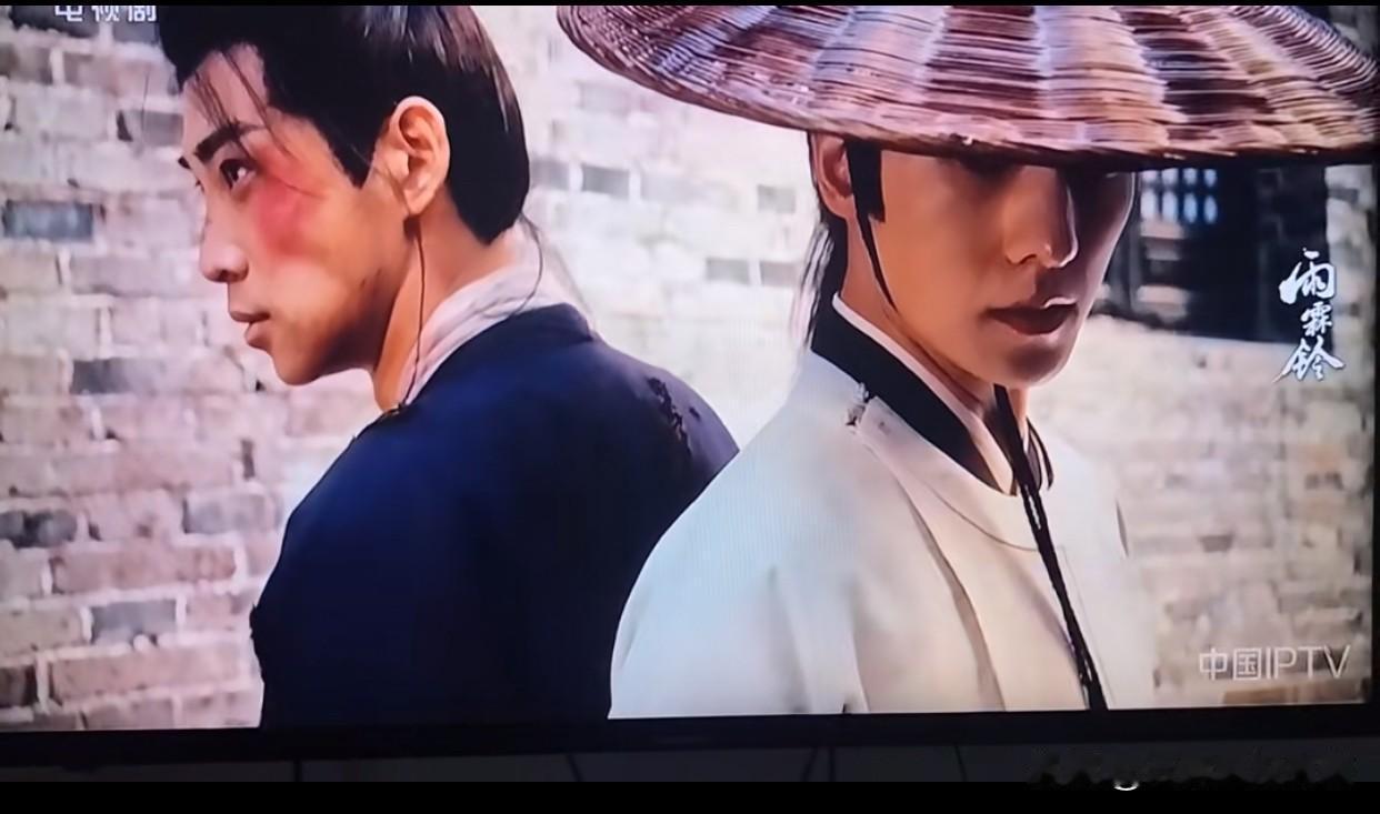 杨洋大戏雨霖铃第二集剧情速览

这一集，剧情不仅成功揭晓了之前铺垫的“药人”特殊