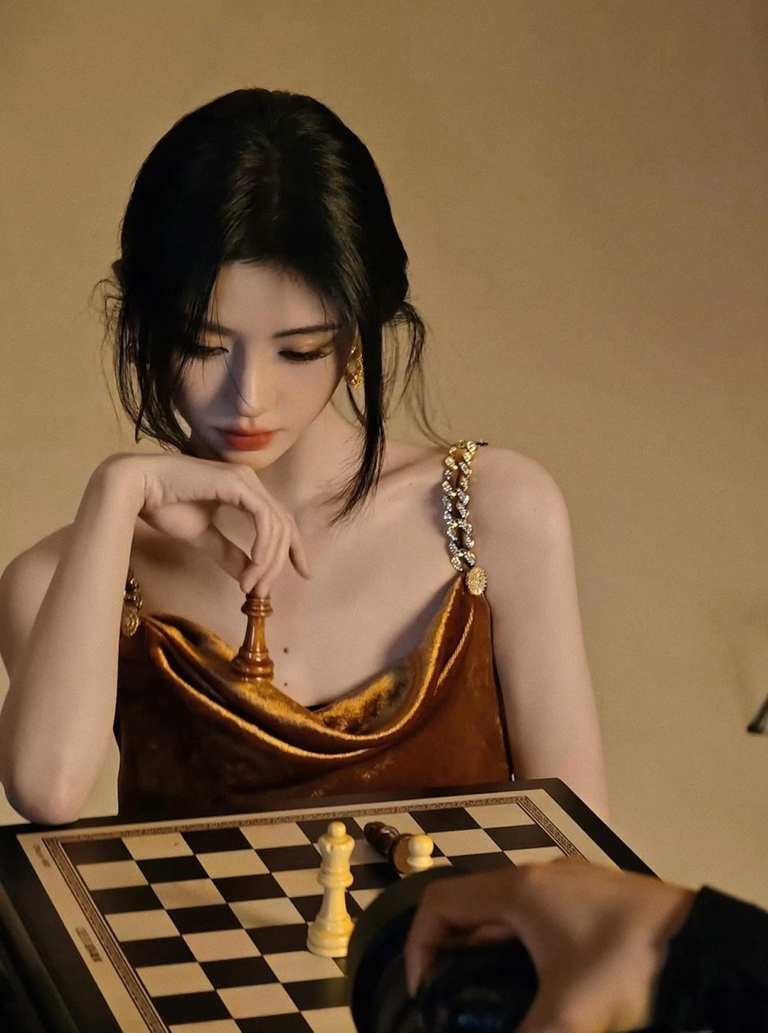 鞠婧祎下棋鞠婧祎国际象棋随拍 就这个冷脸女王，鞠婧祎太美了