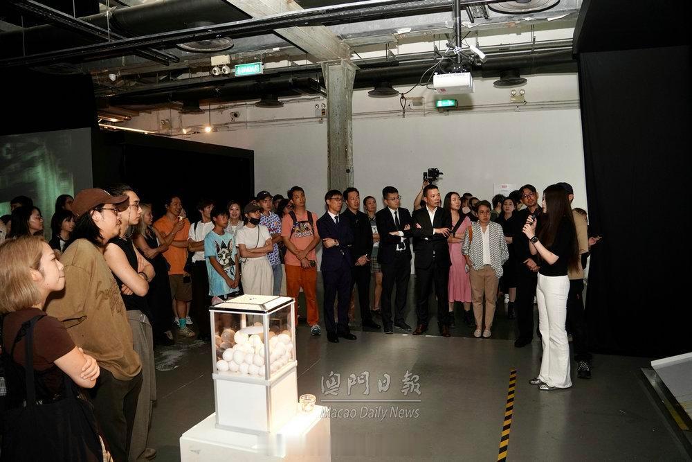 新媒体 「FIRSTAGE 媒體藝術展演揭幕..」【澳門日報消息】由澳门 新媒體