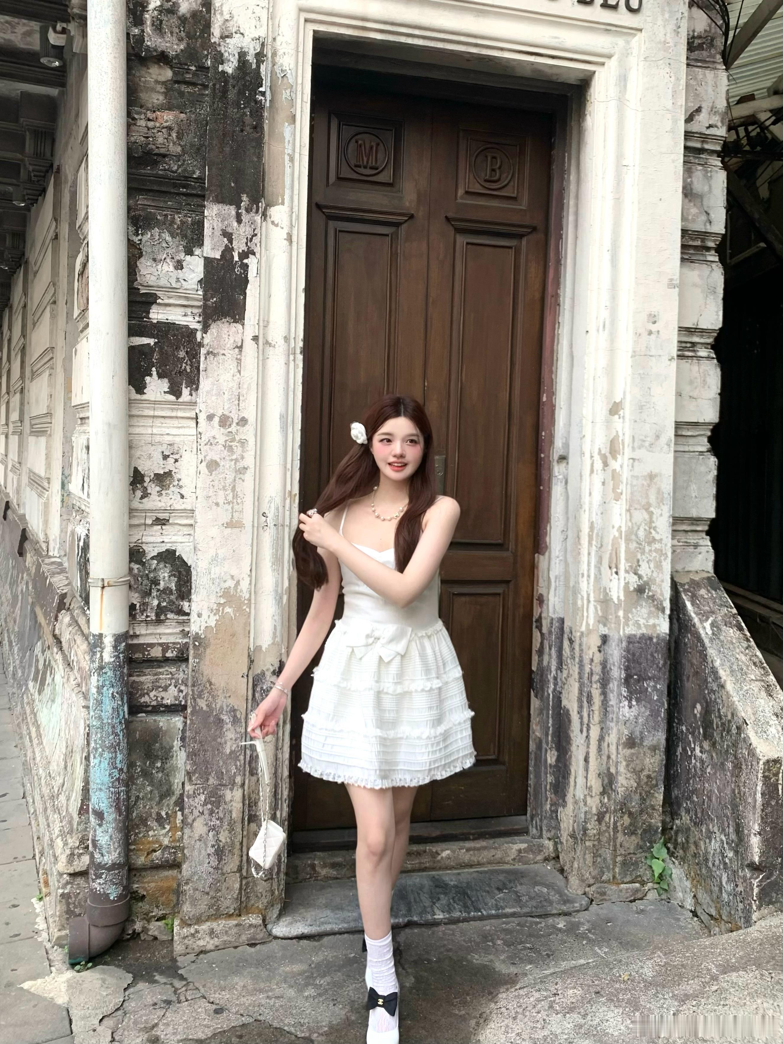 橱窗蕾丝公主裙裙🩶🩶🪩掐腰显腰身 貴氣裙身超重工繁琐🎀接去年的演唱会小裙