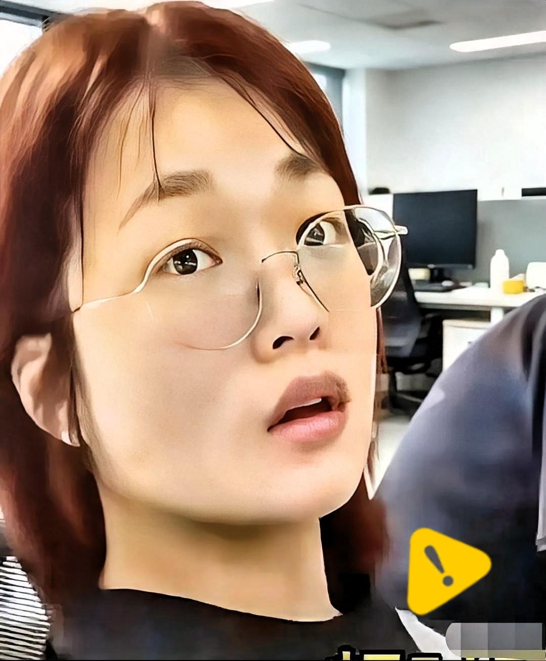 现在的年轻人，有时候真让人看不透。

看照片斯斯文文、挺干净的一个小姑娘，干的事