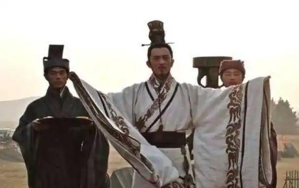 本是皇室血脉，为何慢慢消失在历史里，周天子的庶子归宿何在..
 
提到天子之子你