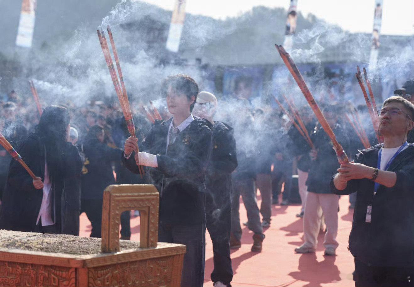 律师称不让江山未定稿不能成免责盾牌 剧组明确回应：无阴阳剧本，全流程剧本统一，尊