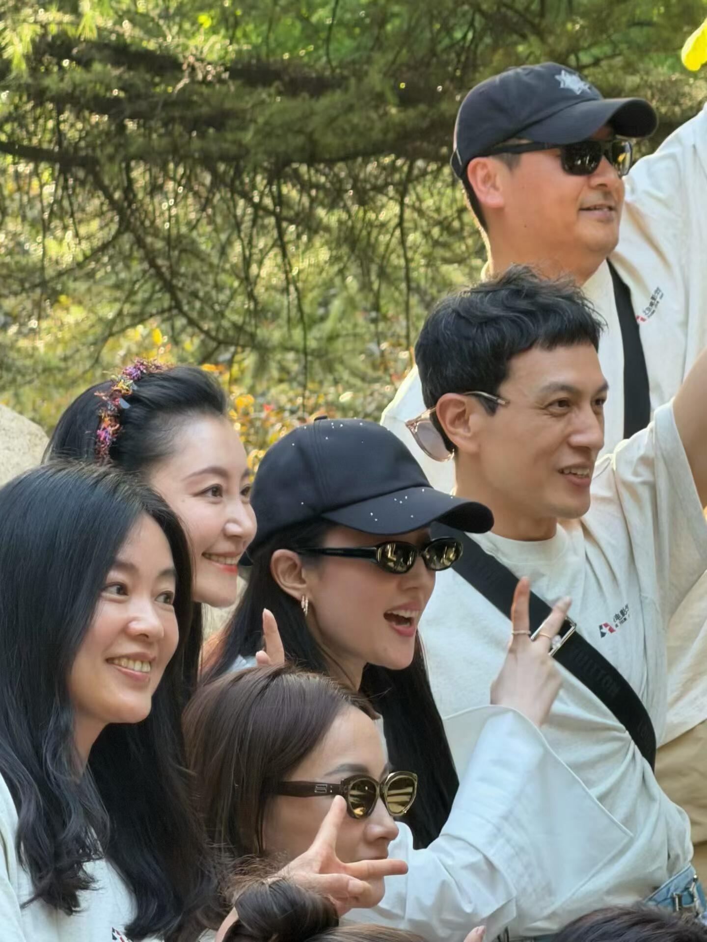 刘亦菲回母校啦！ 