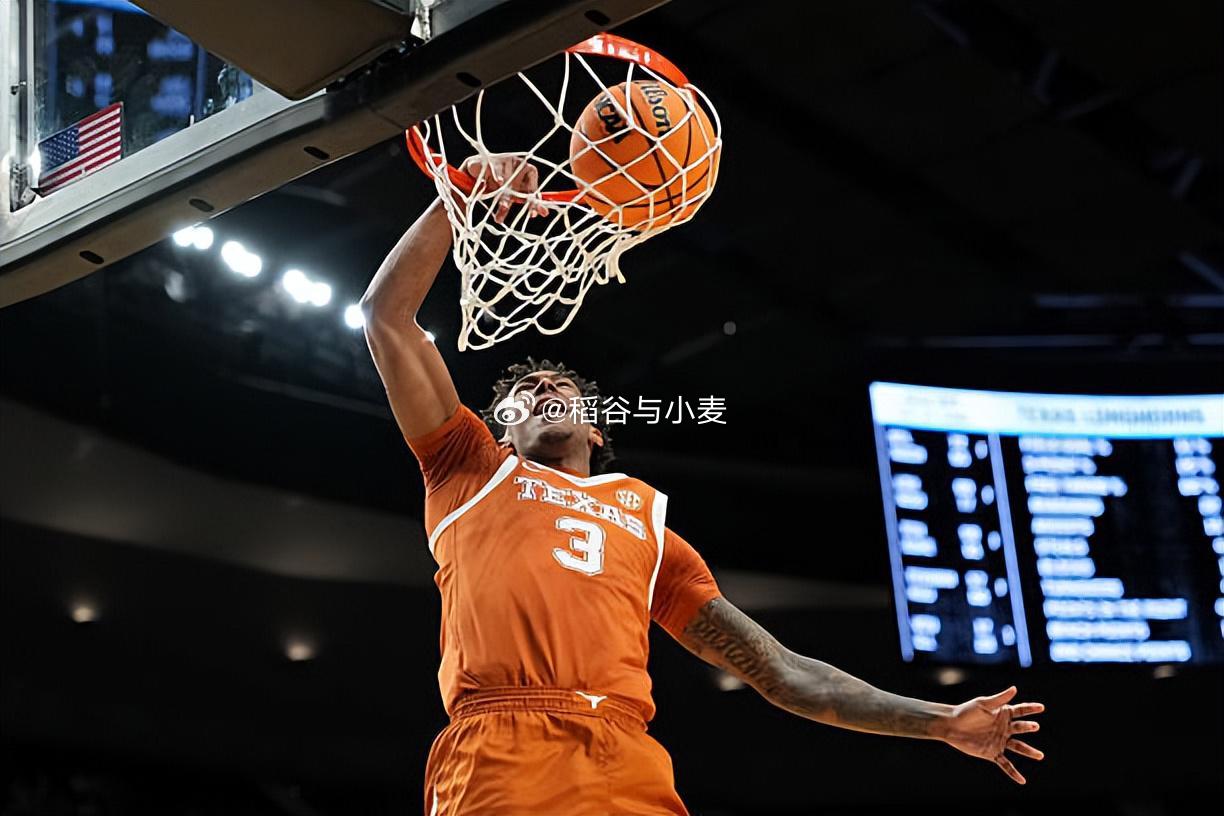 芝加哥公牛绝对是今年NBA选秀大会第一日的大赢家之一了，他们不仅用首轮第4号签选