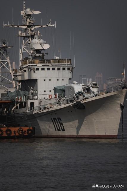 109、110两艘“万吨大驱”亮相 3月8日《新闻联播》画面里，“109”东莞舰