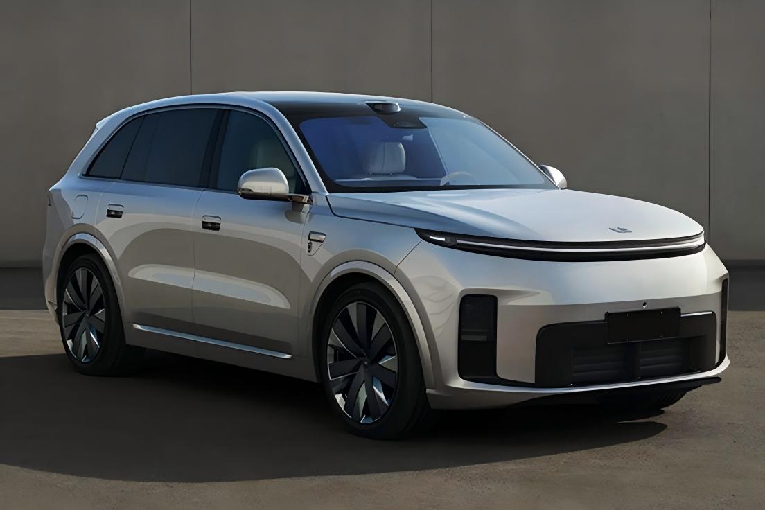 六月上市新车：理想L8livis
全新理想L8于5月28日正式公布，将于六月底正