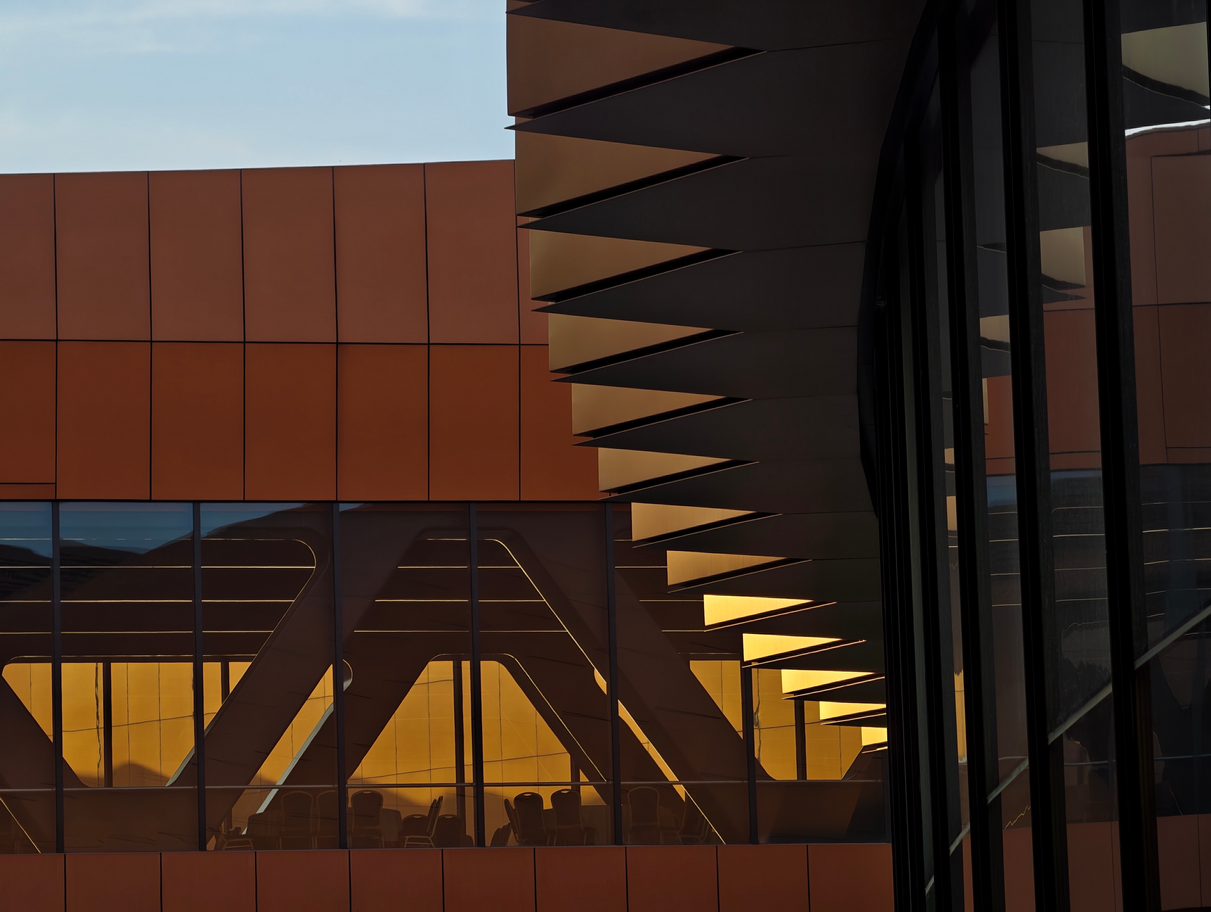 逛完这么多年北京车展第一次专业观众日进场，体验比媒体日好太多了～大家真的在认真看