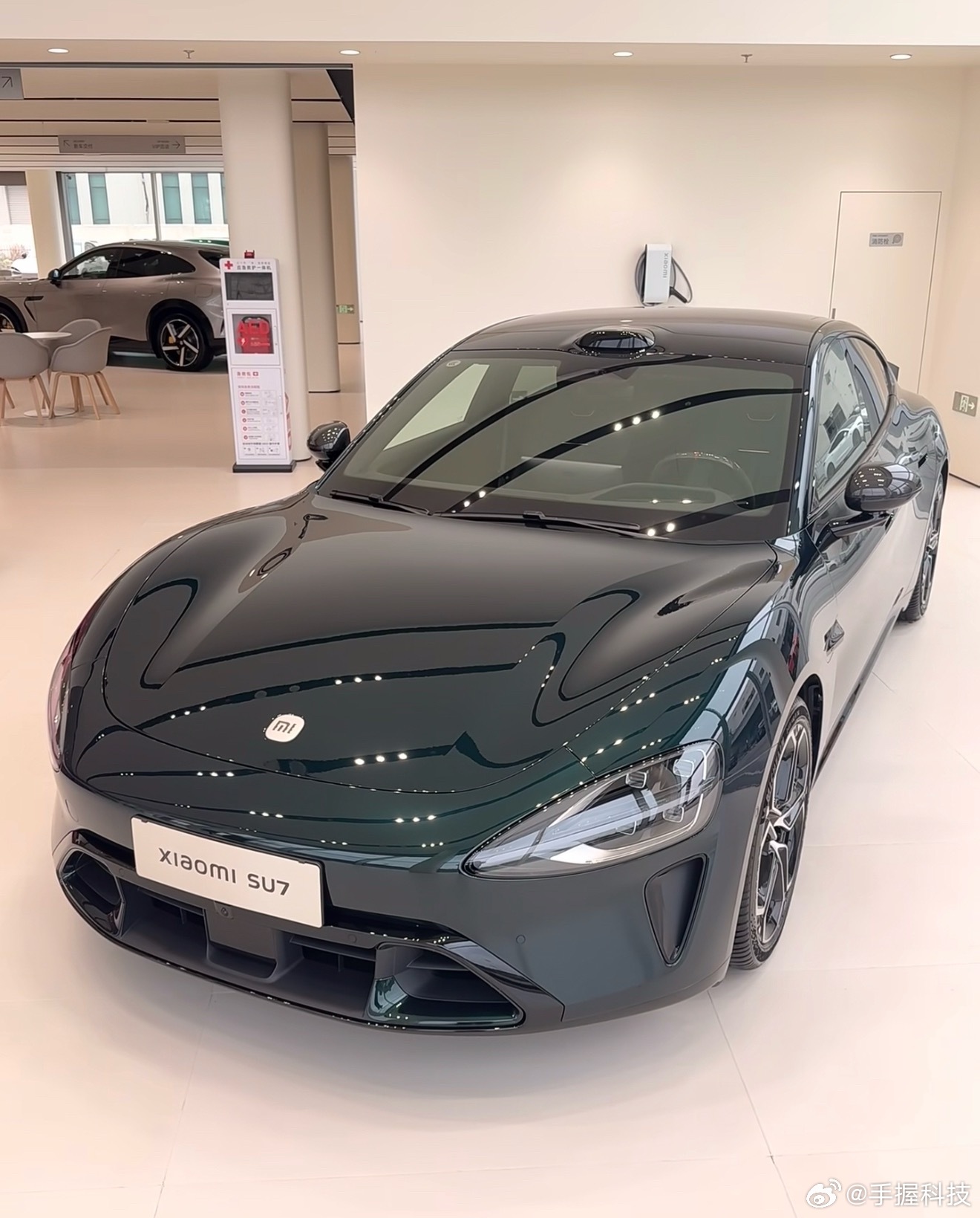 中国汽车创新实力成就从容底气每个时代都有每个时代的经典车型，虽然现在说新SU7是