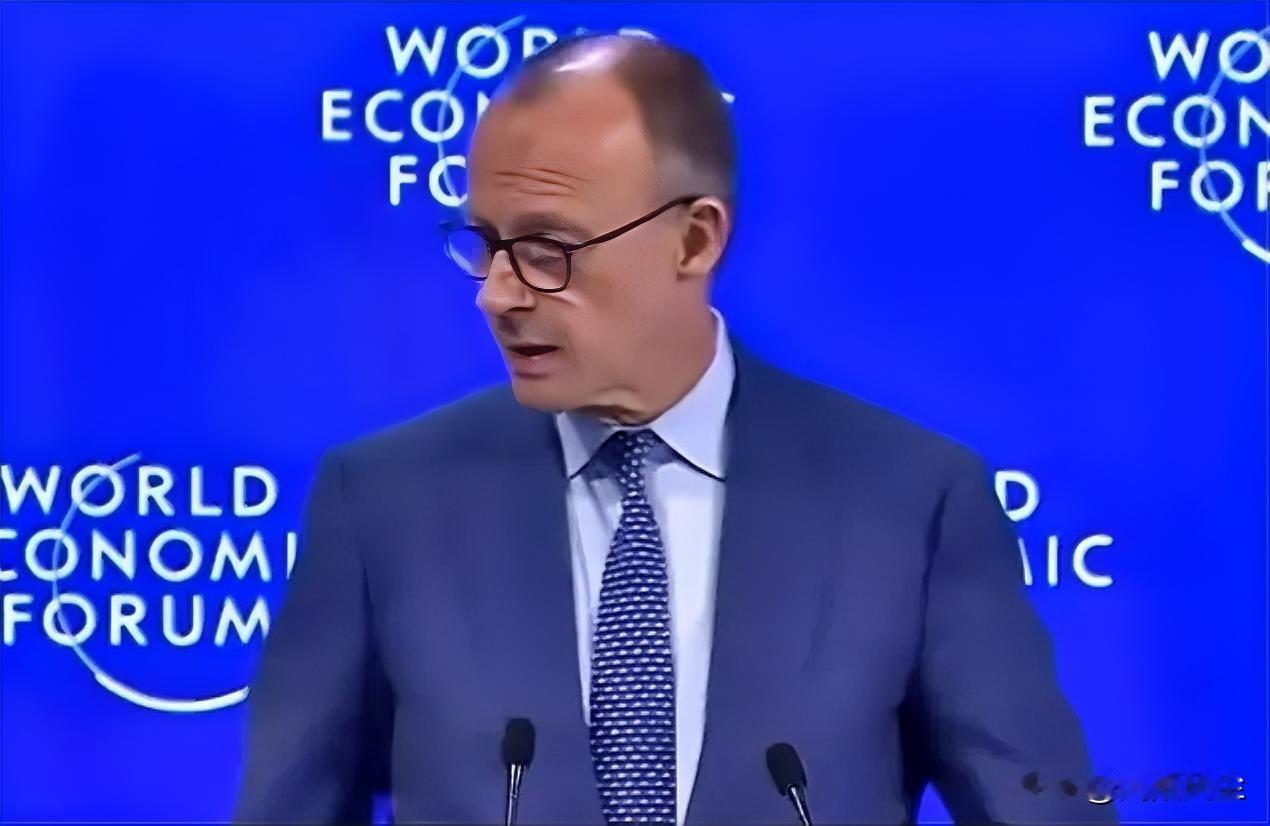 德国总理默茨在达沃斯世界经济论坛讲话时表示，世界进入强权竞争时代，欧洲必须变强。