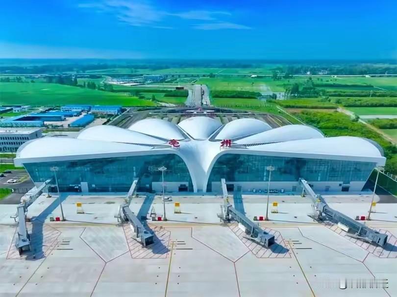 宿迁GDP都快达到亳州的两倍了，亳州都已经有了机场，宿迁何时才能拥有呢！纵观江苏