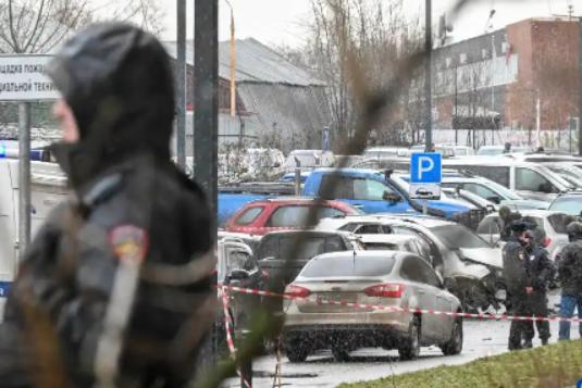 俄罗斯要是继续这样被消耗下去，会不会灭亡？说实话，即使世界上只剩下中国、美国和俄