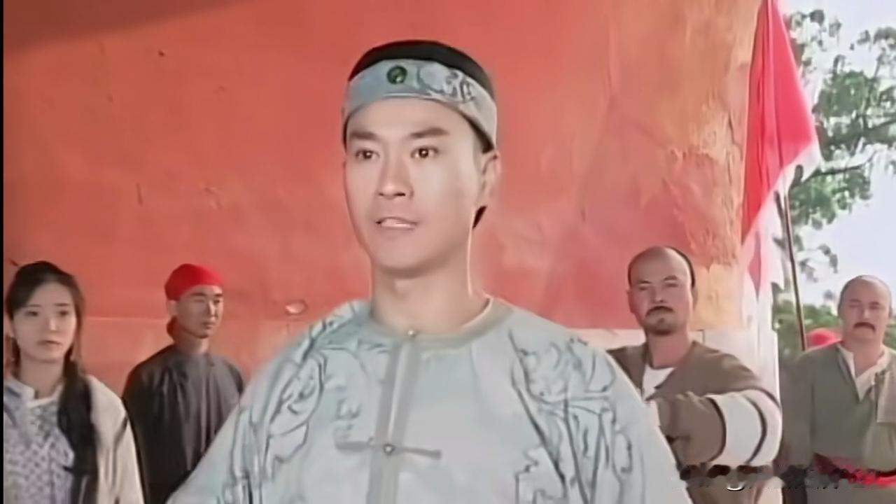 重温经典影视《戏说乾隆》，再感受下秋官的专业和风采。
第一看时，大概七八岁的样子