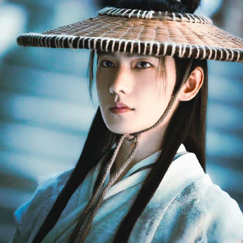 🍉网传正午阳光将专注男频剧，深度接触杨洋中，力邀他加入《穿成科举文里的嫡长孙》