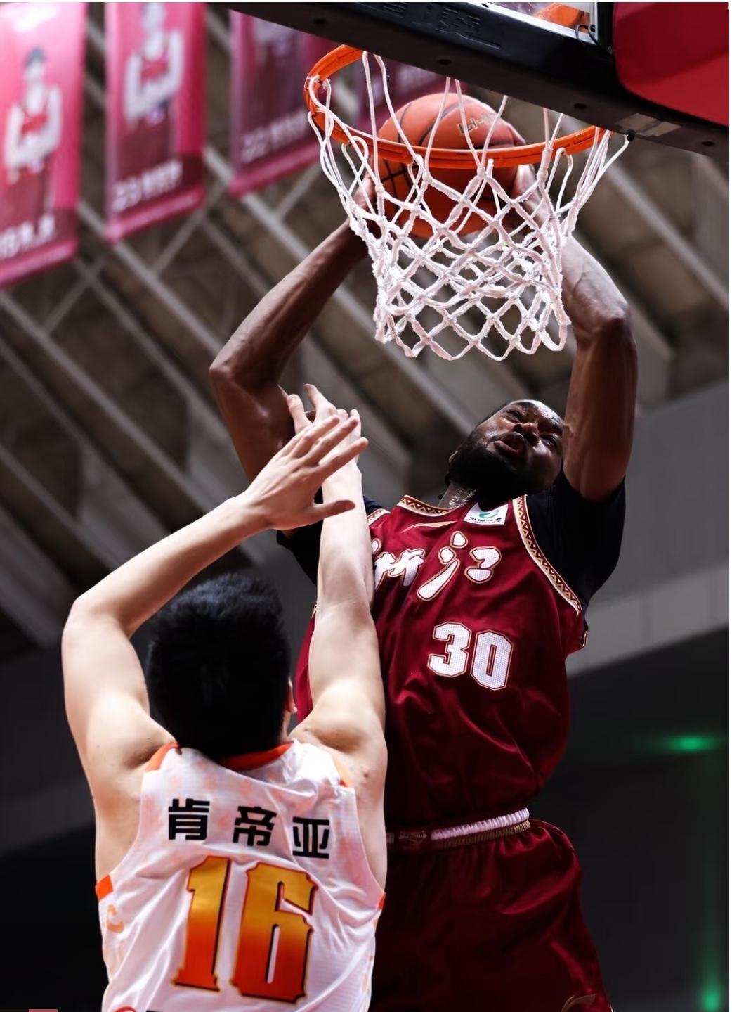 CBA收官格局清晰！稠州冲前六+三队抢最后门票，两大悬念一文看懂

      