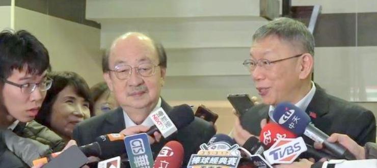 柯文哲大赞柯建铭
国民党应两手准备

据台湾媒体报道，台湾民众党前主席柯文哲在1