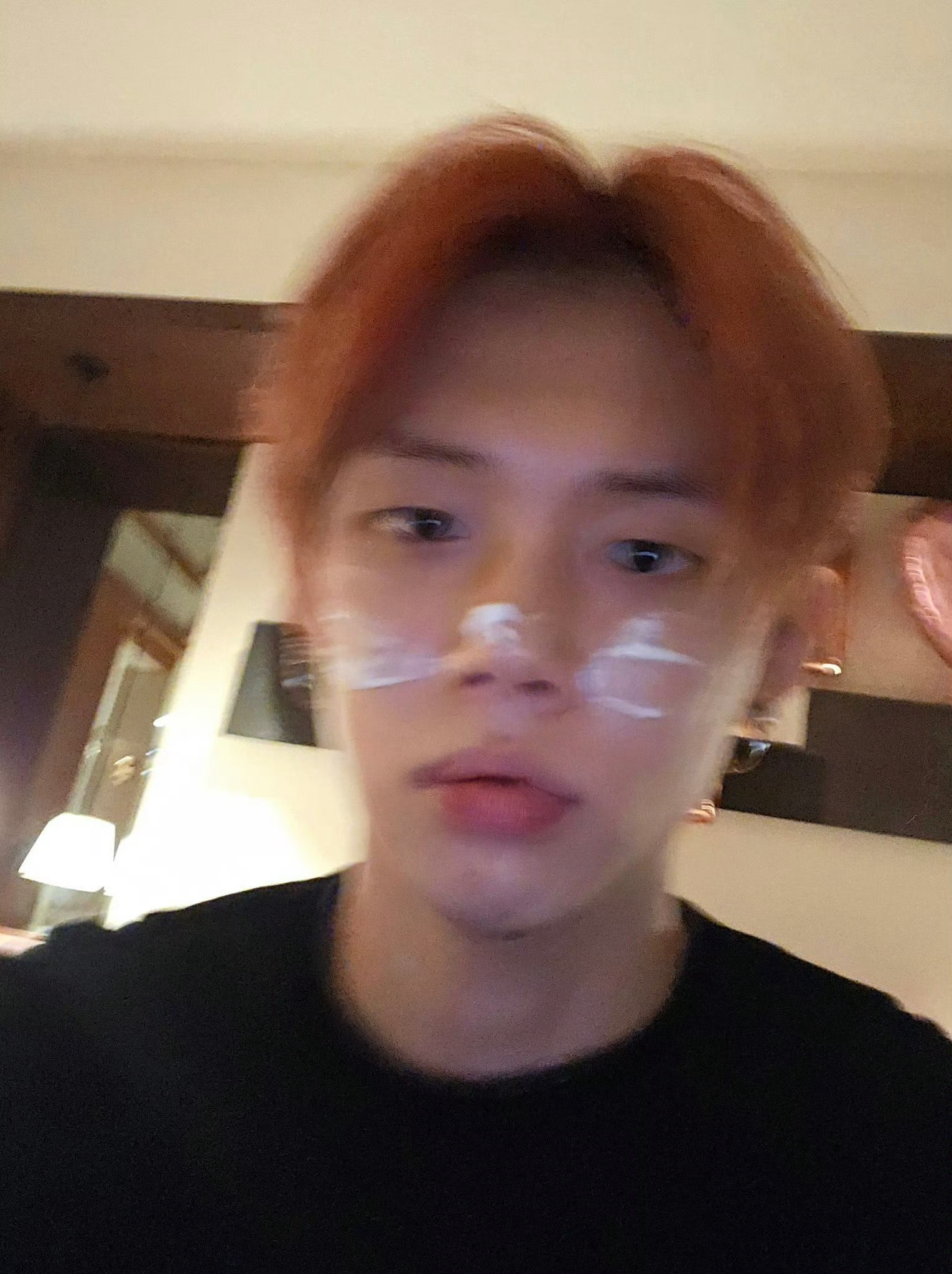 我觉得这是近三年最好看的自拍