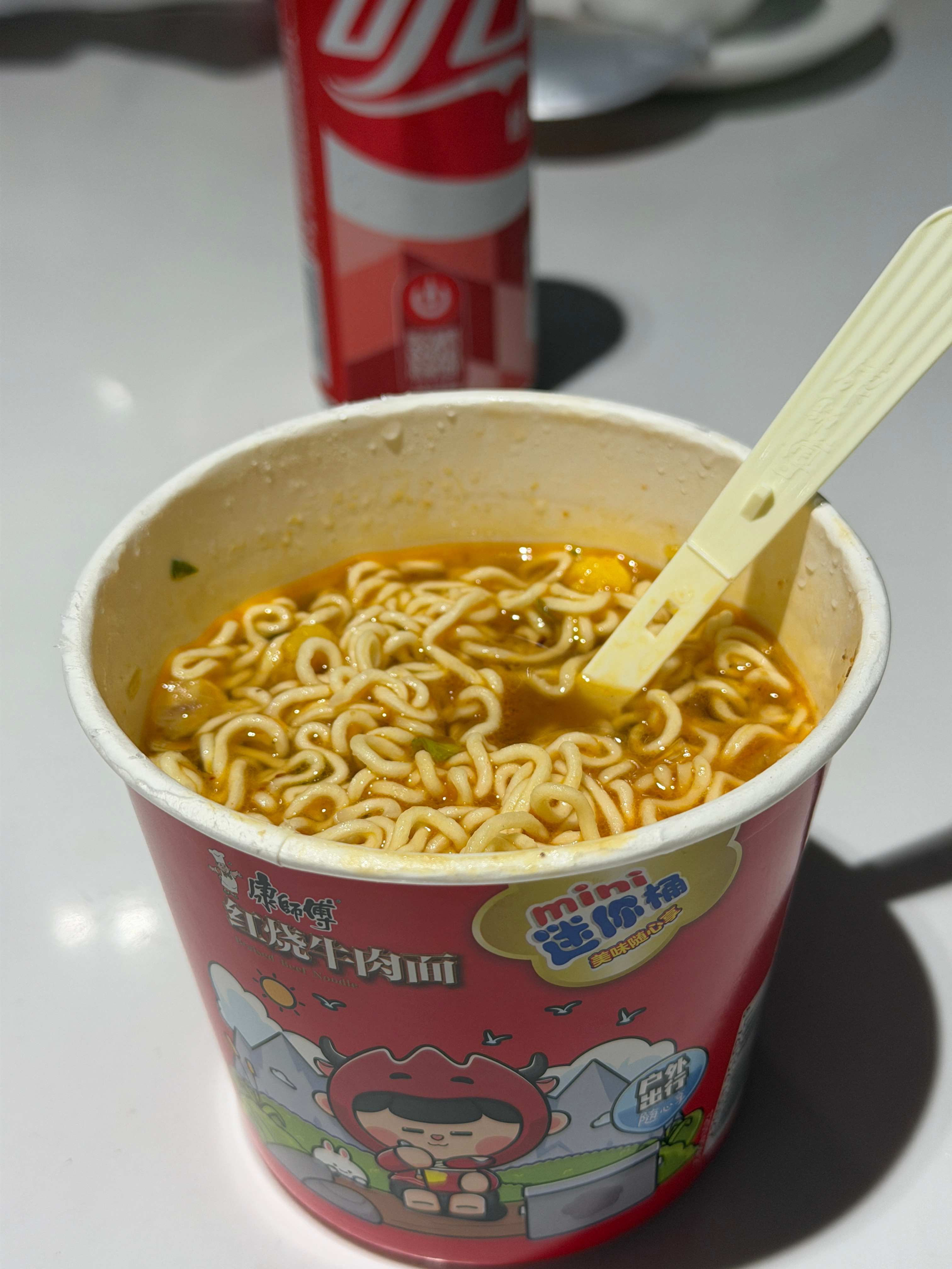 带我妈飞广州玩两天 蹭蹭她的贵宾室就是感觉宁波栎社这个贵宾厅太一般了 没啥东西 
