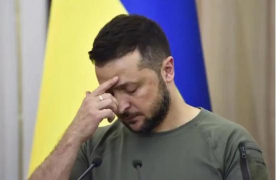 为什么乌克兰都快打亡国了，也不愿投降？说白了，乌克兰死活不投降，核心就两点：一是