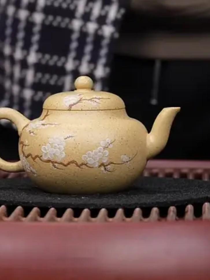 周一股市行情，
对股市行情分析 别多想，
a 股肯定会涨，因为a股涨的本质是为了