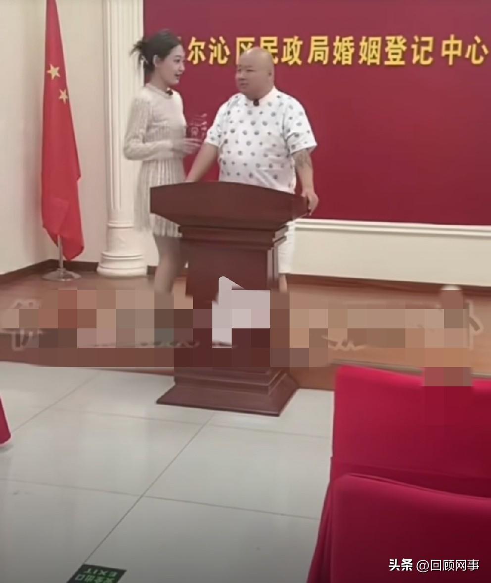 老狗、佳希正式领证结合法夫妻！婚前财产公正曝光二人真实存款、资产。

     
