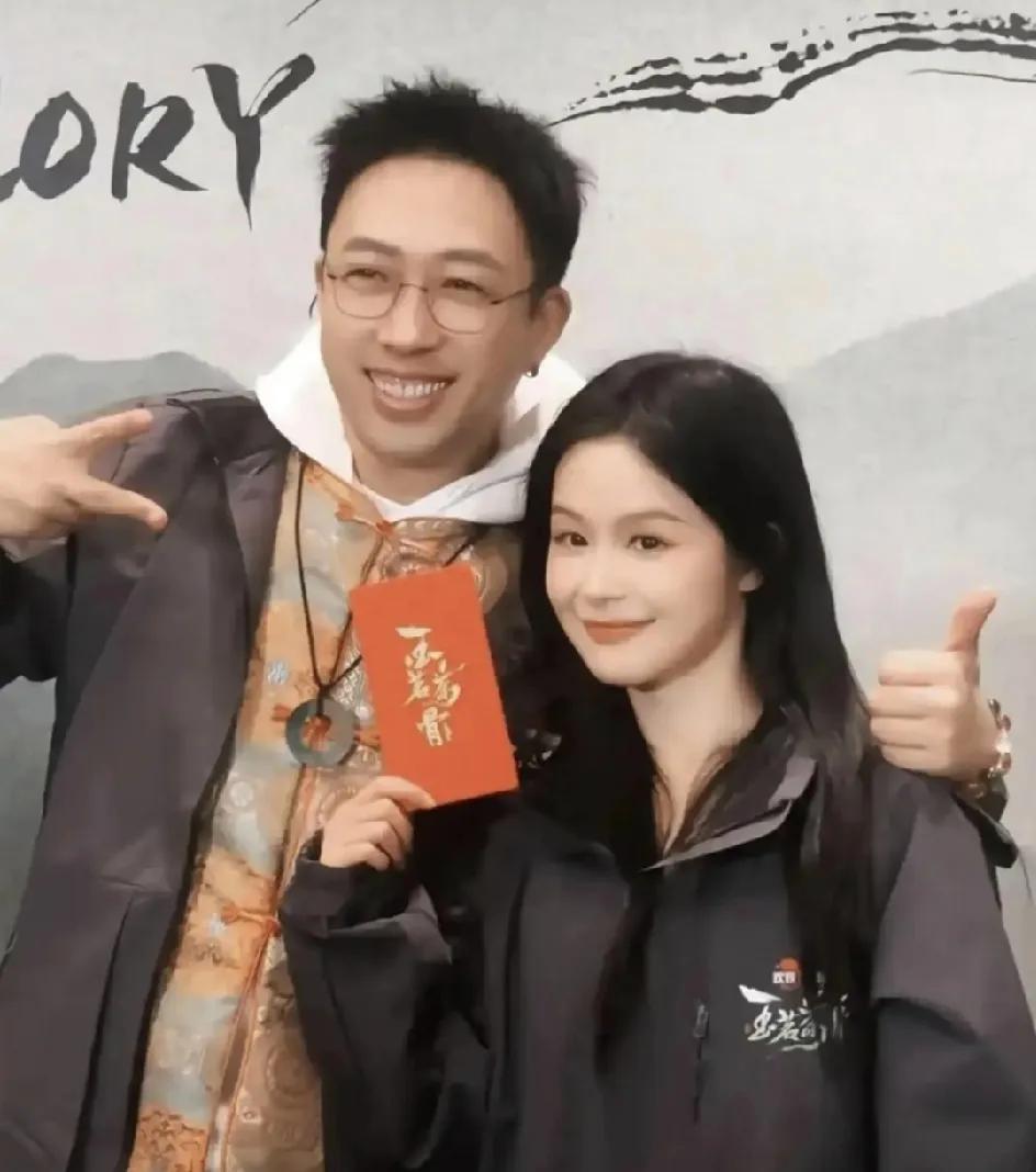 玉茗茶骨真爆了，出圈了。
余茵古力娜扎这次真给于正长脸了，此前于正就说过，余茵古