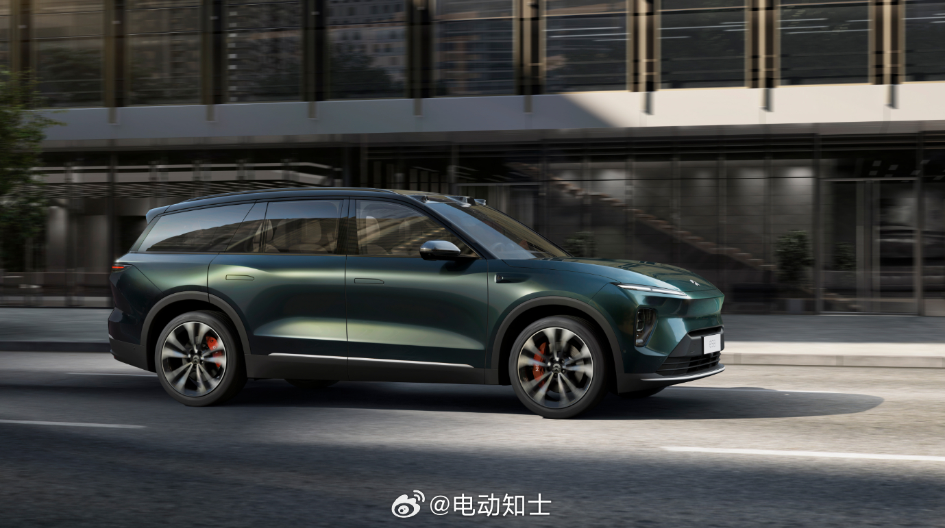 李斌：今年不会有新产品的交付。乐道L80不会在今年交付，是否发布还要根...