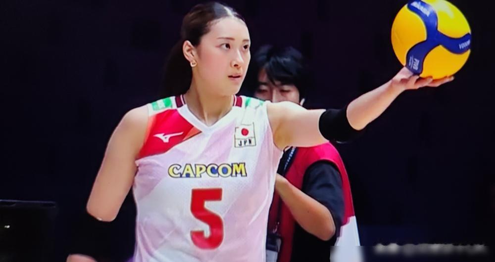日本女排输给泰国，一场比赛白送28分，把奥运门票亲手递给了别人。
半决赛，泰国