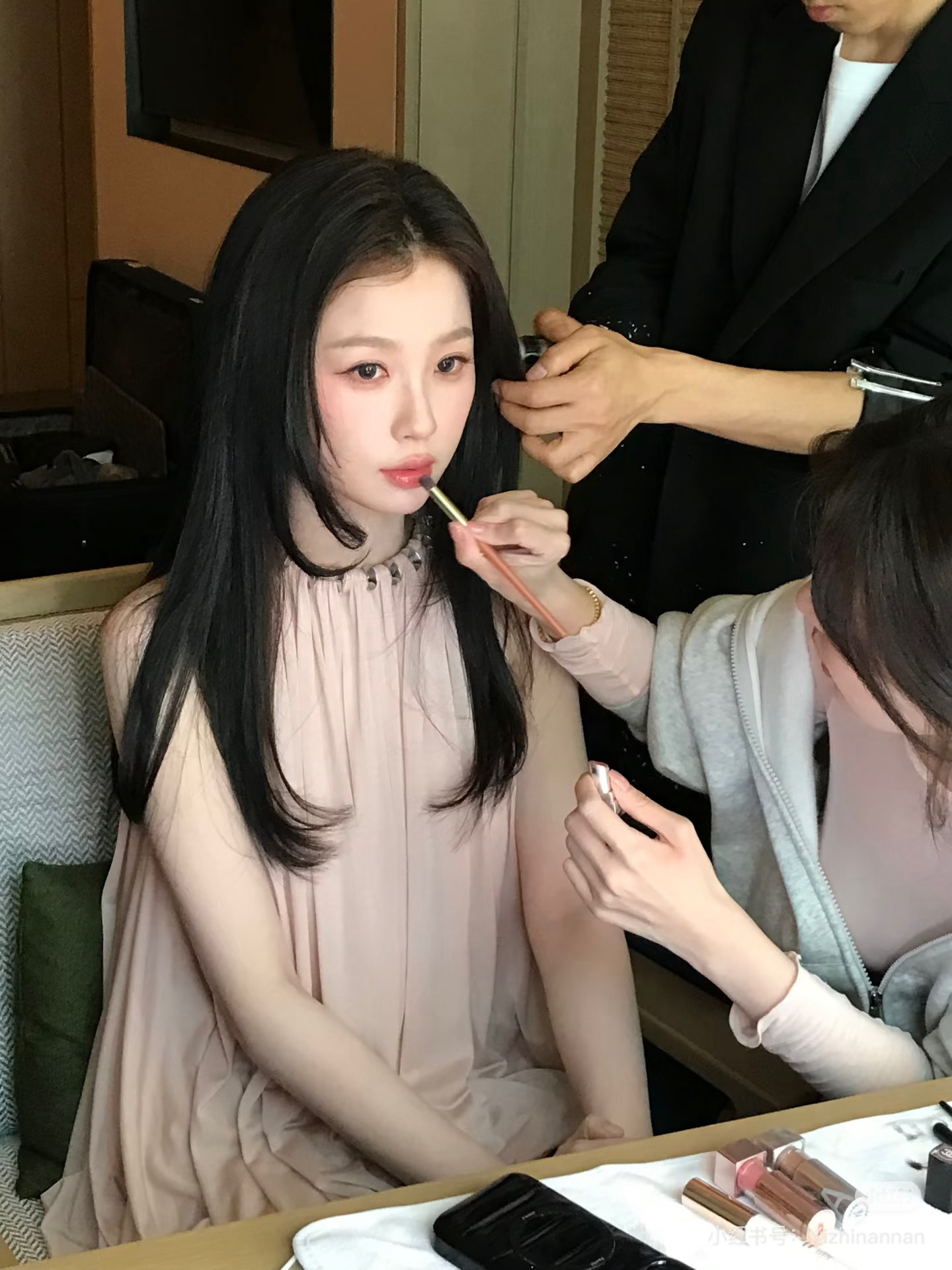 虞书欣签售会虞书欣今天签售会妆容是一枝南南化的！！！太会画啦