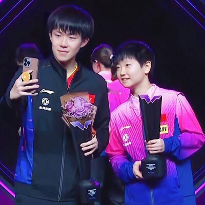 海尔拿下孙颖莎，大家都在猜，下一个国民大家电品牌会不会找王楚钦。
 
要说适配度