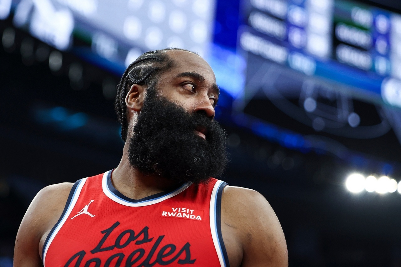 Ramona Shelburneb表示，哈登与快船￼的分手早在去年夏天就已埋下伏