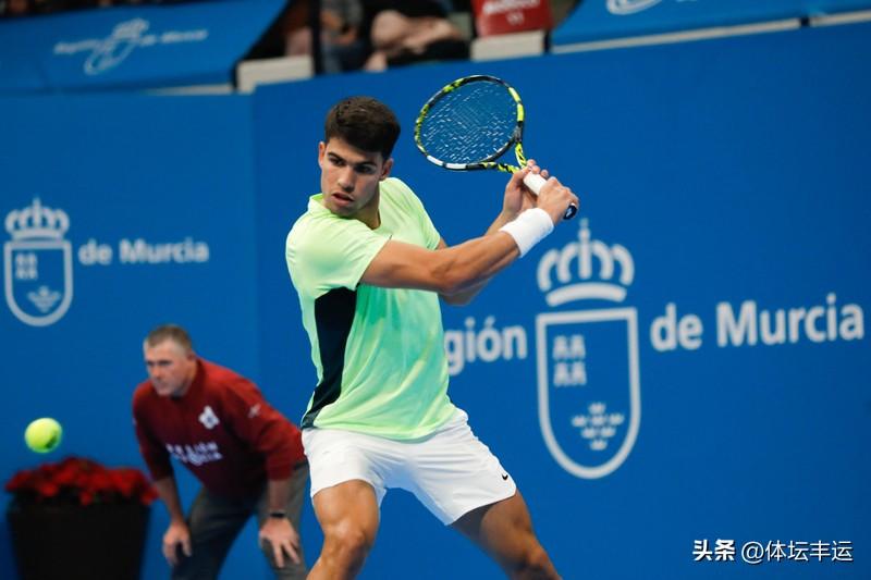 👍阿尔卡拉斯战胜鲁德晋级🔥🔥

刚刚🔚的印第安维尔斯男单第四轮1/8决赛