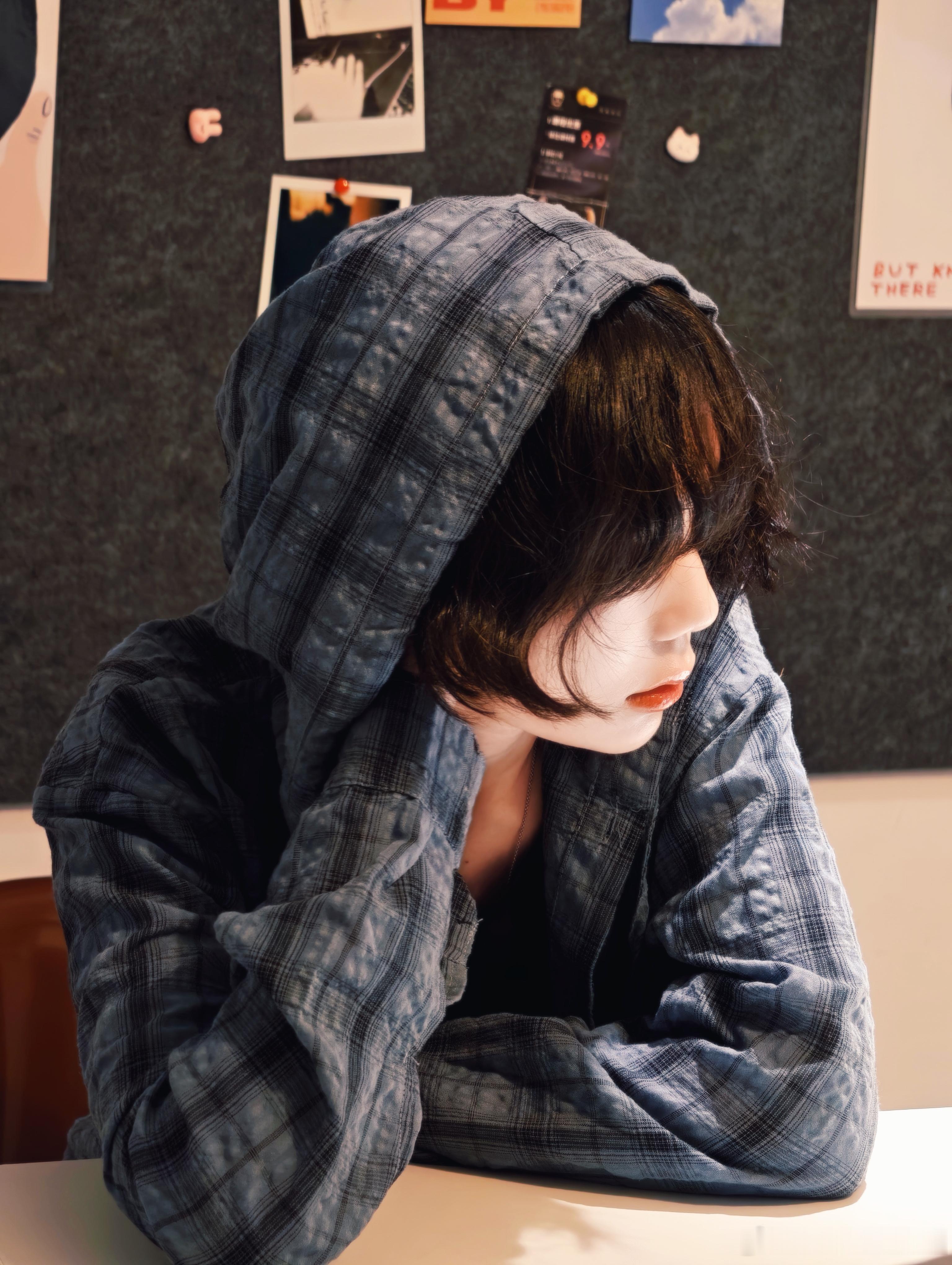 希林娜依高Glue创作幕后 灵感从不受场景束缚！的新专先行曲《Glue》，萌芽于