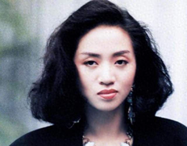 一代天后身后难安息！梅艳芳骨灰离奇失窃，歌迷含泪寻线索
