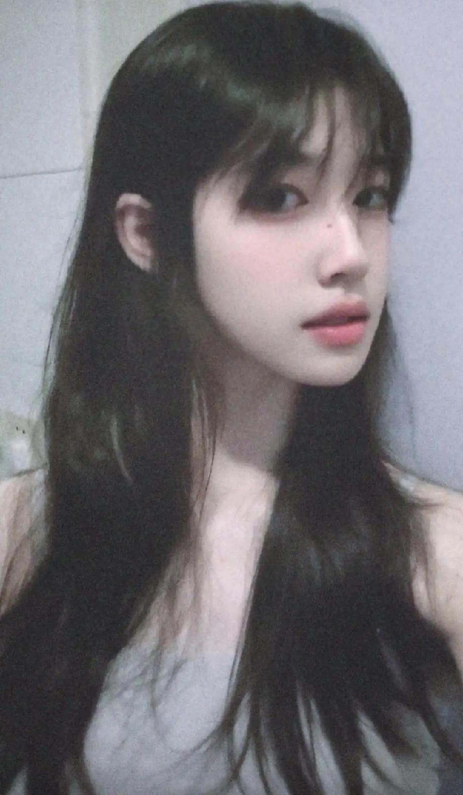 臭美一下什么样的女生比较吸引人? 自拍 美女 女生怎么拍出自然而且漂亮的照片