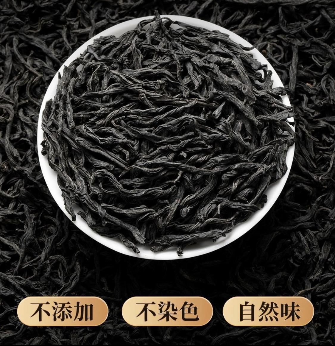 很多茶都是染色、加香精的
茶商都暗示我们：
茶有染色的，
哪怕一根茶，也是满壶通