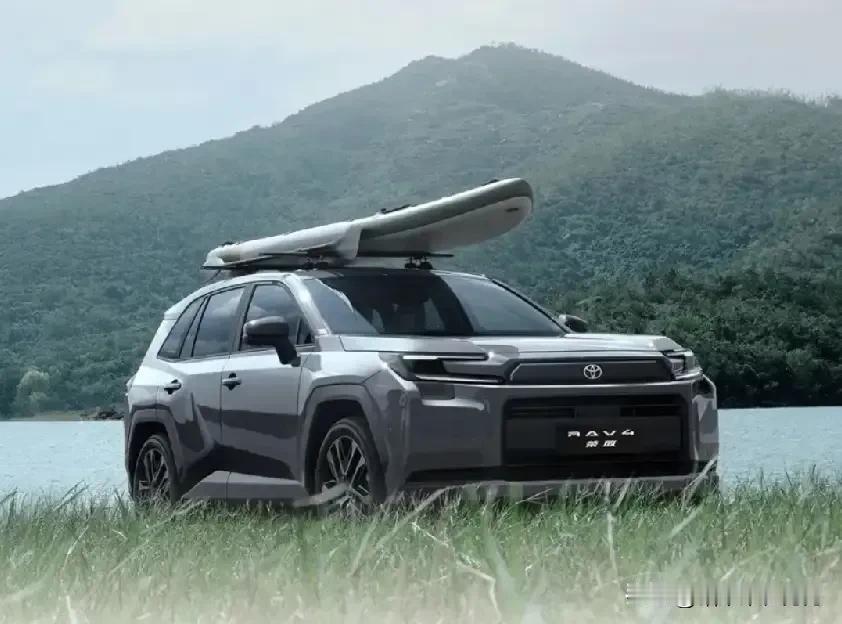 这一代RAV4荣放主打的就是“均衡实力派”路线，就像一位十八般武艺样样精通的全能