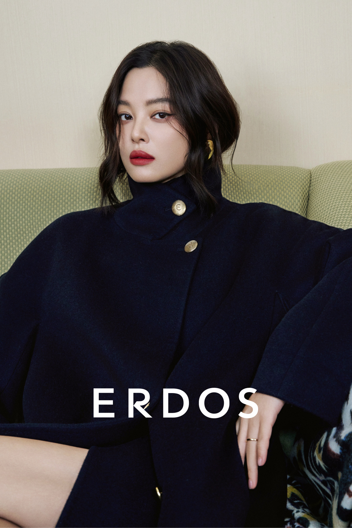 辛芷蕾正式出任鄂尔多斯品牌代言人！十本主流女刊、威尼斯封后、影视相继登上，如今在