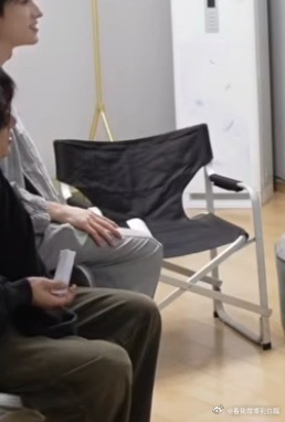 如果幸福是文轩cp的话 那我就是文轩cp旁边这把没人坐的椅子 