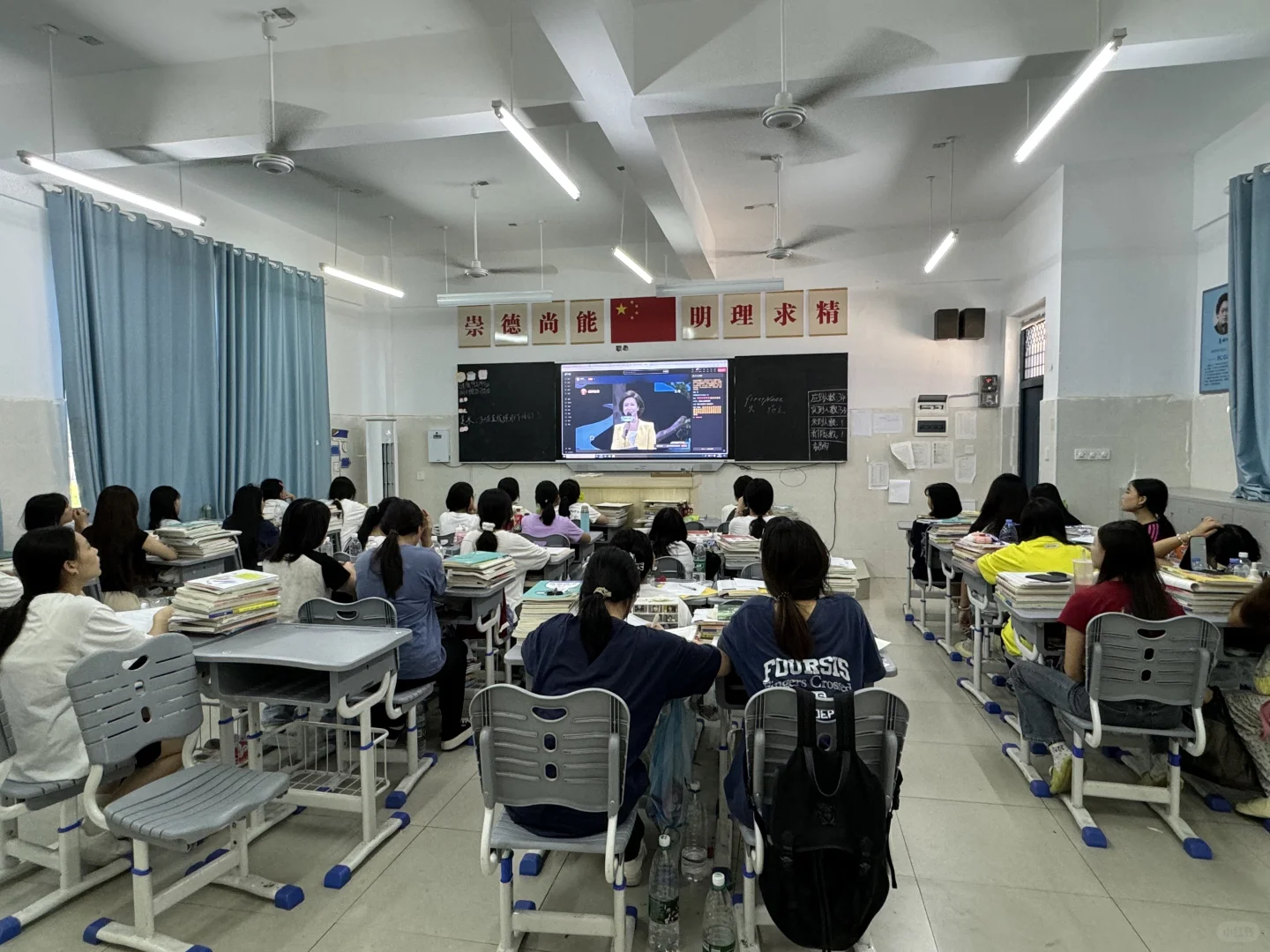 老师真的不是一般人能长期坚持当下来的