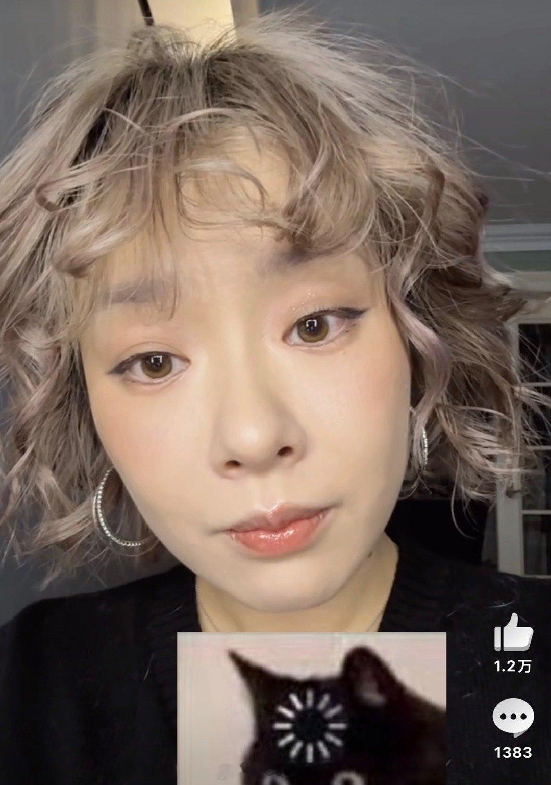 不是…我的天 如果不是本人微博发出来的我真的不敢认这是王菊瘦好多呀