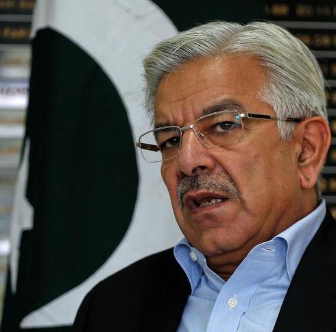 巴基斯坦防长罕见怒怼以色列，内塔尼亚胡回应
 
这番话，绝非一时冲动的口不择言。